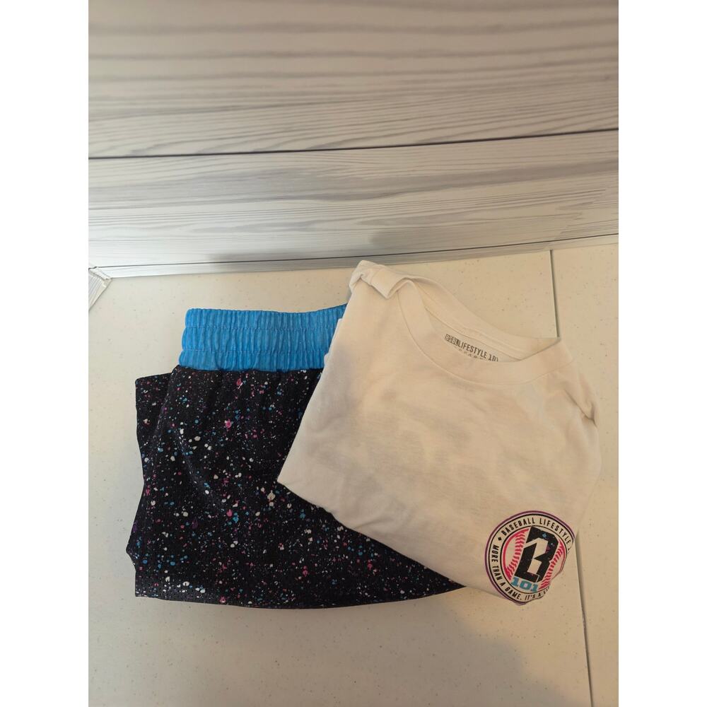 Men’s Baseball Lifestyle 101 Shorts and tee size L